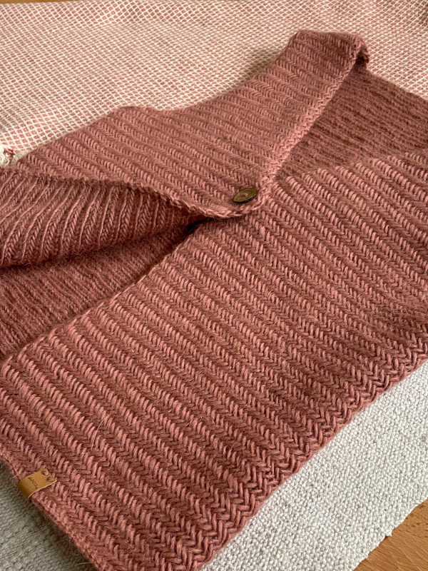 vest rose herringbone