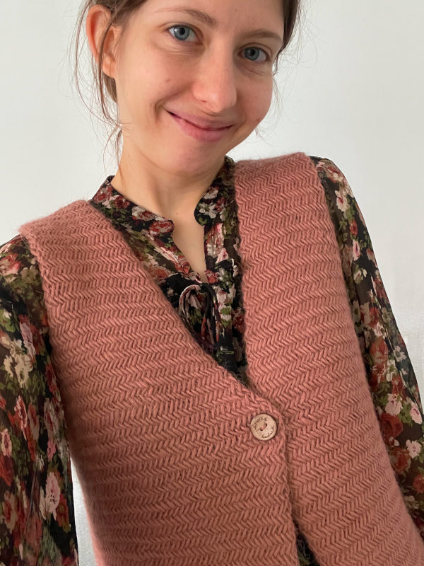 knit vest